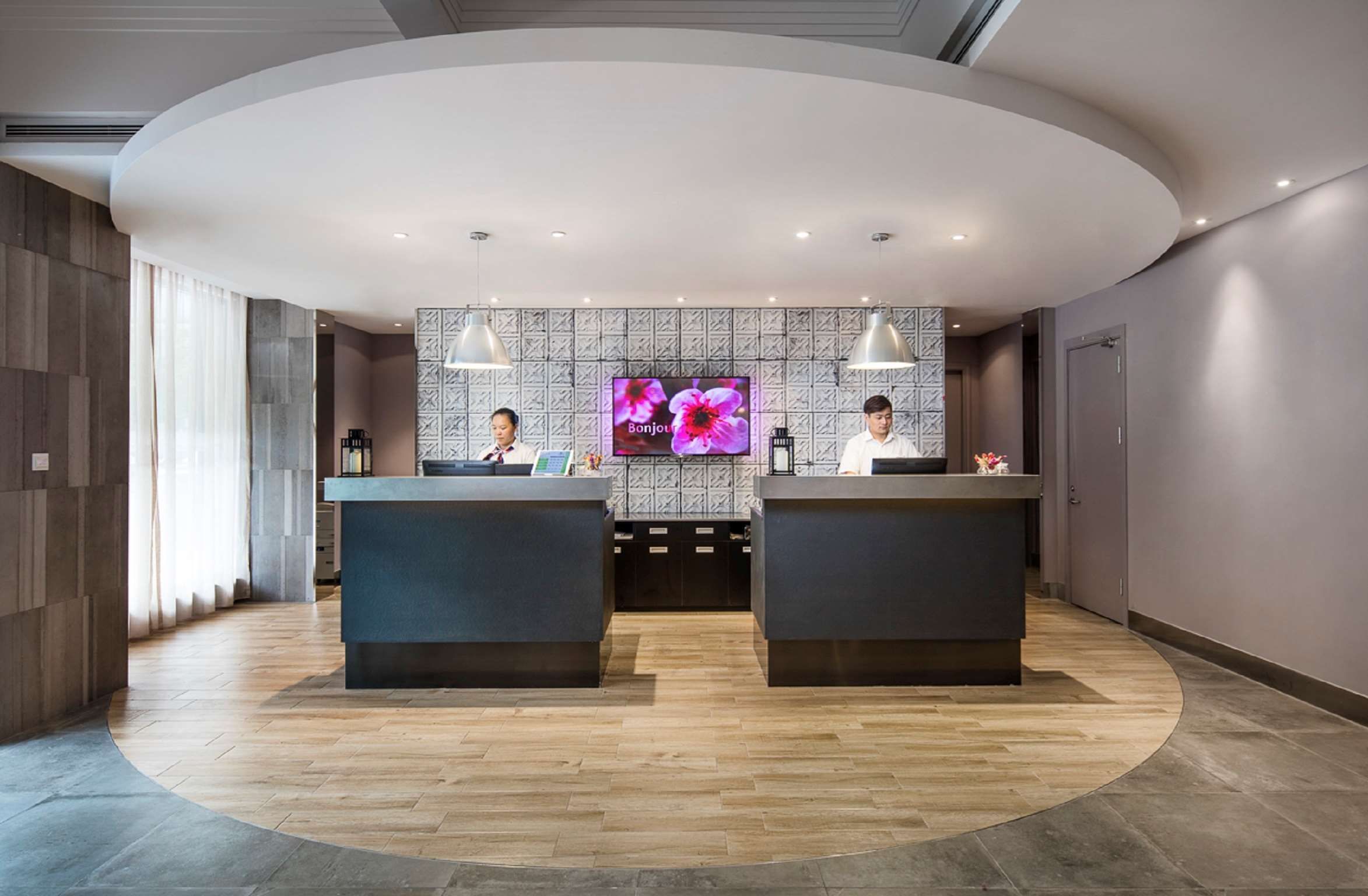 דלפק קבלה תמונה