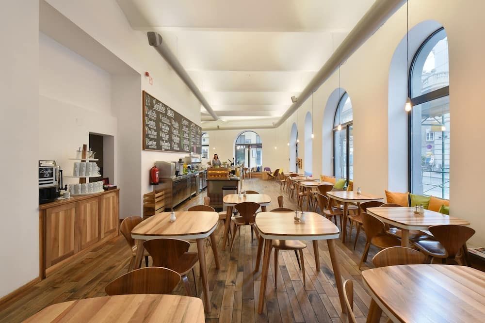 מסעדה תמונה