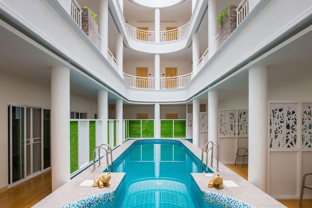 בריכה תמונה