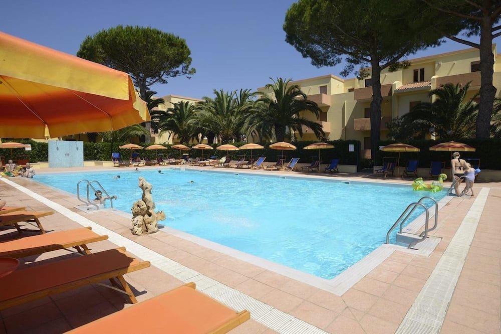 בריכה תמונה