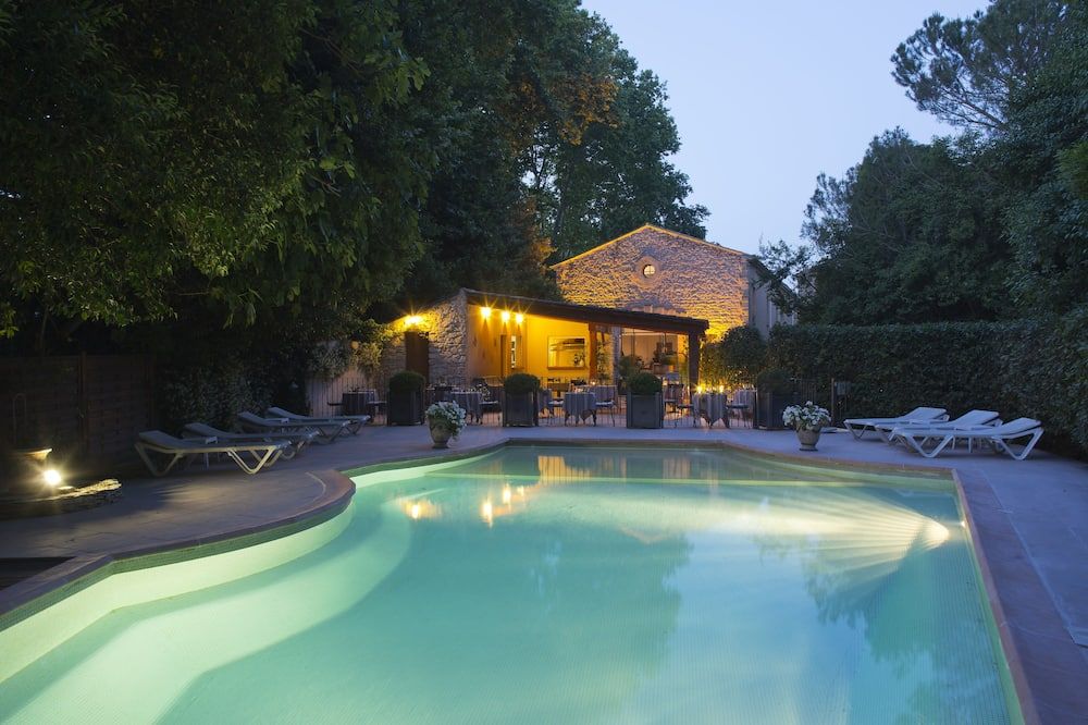 בריכה תמונה