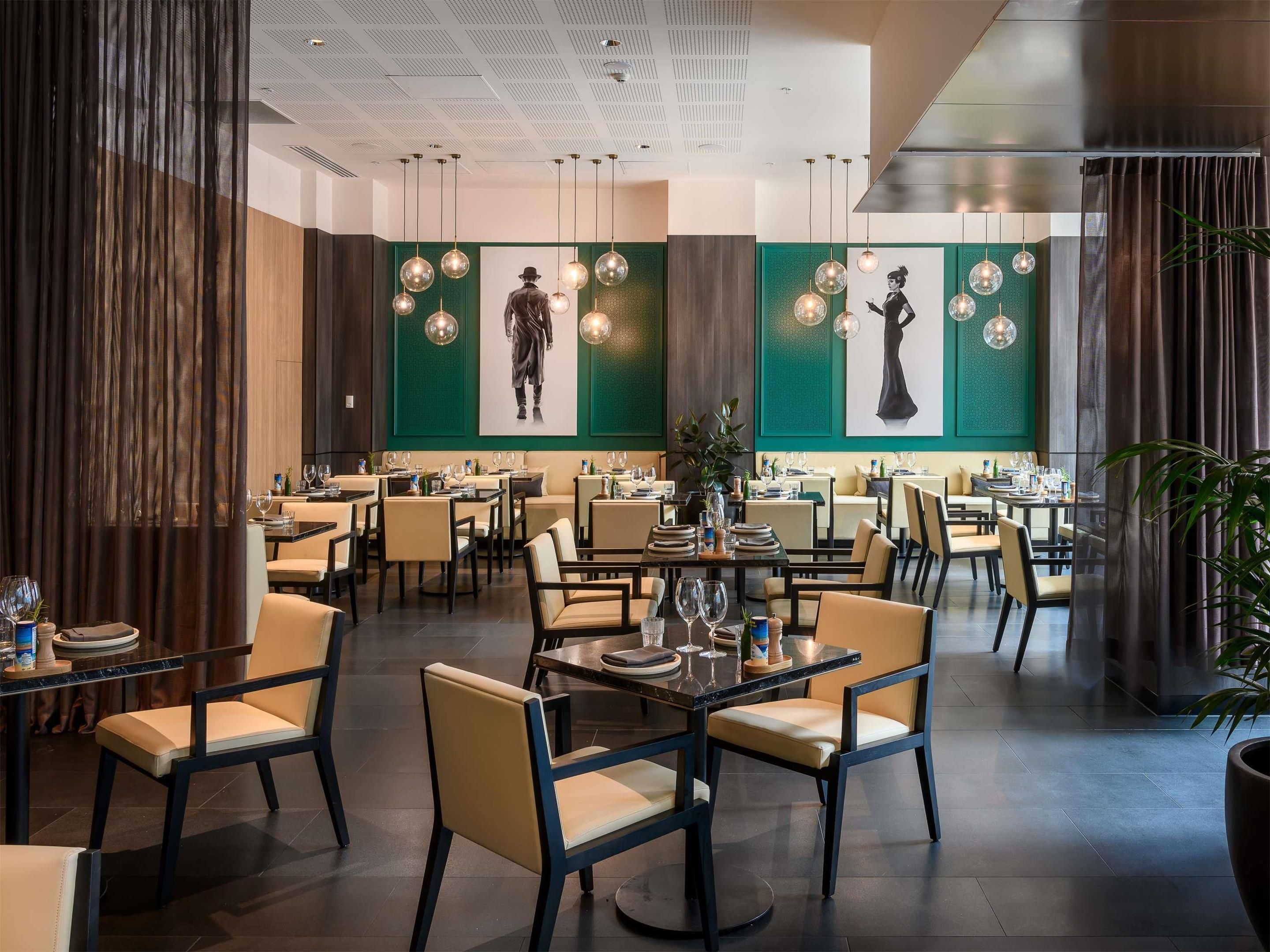 מסעדה תמונה