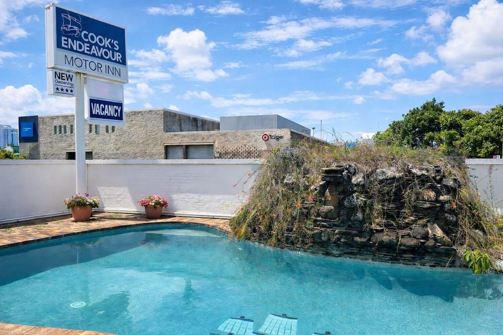 בריכה תמונה