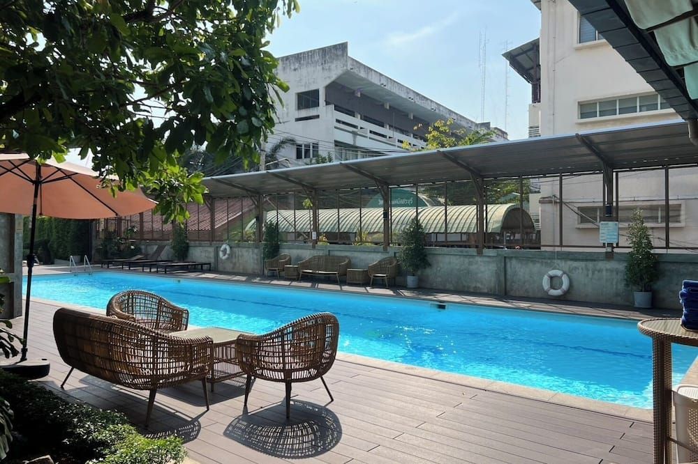 בריכה תמונה