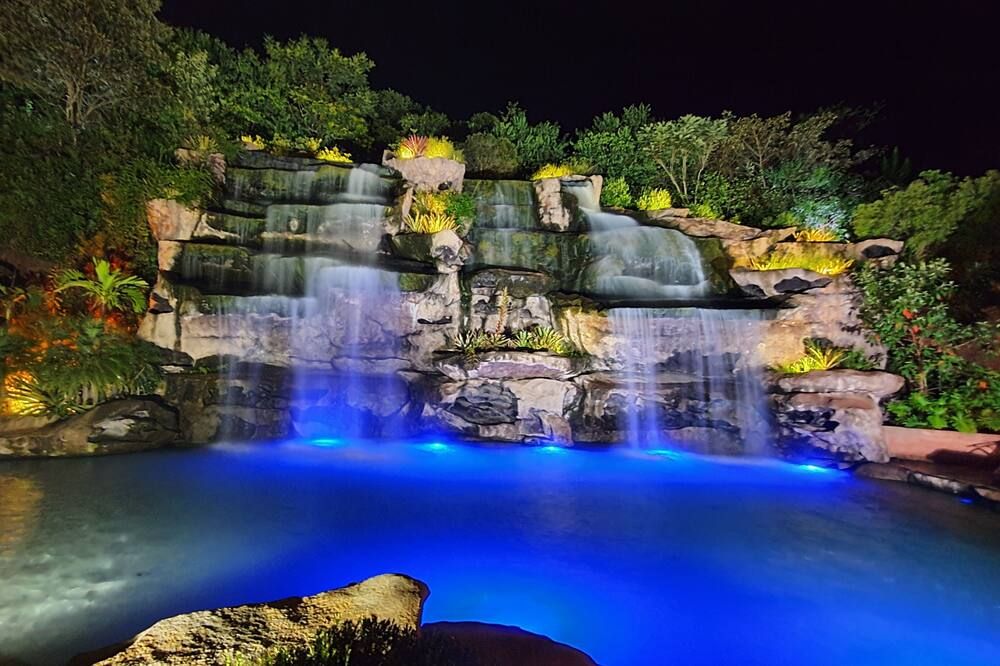 בריכה תמונה