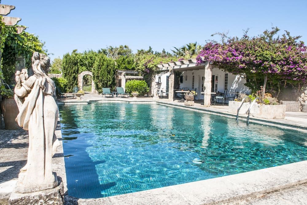 בריכה תמונה