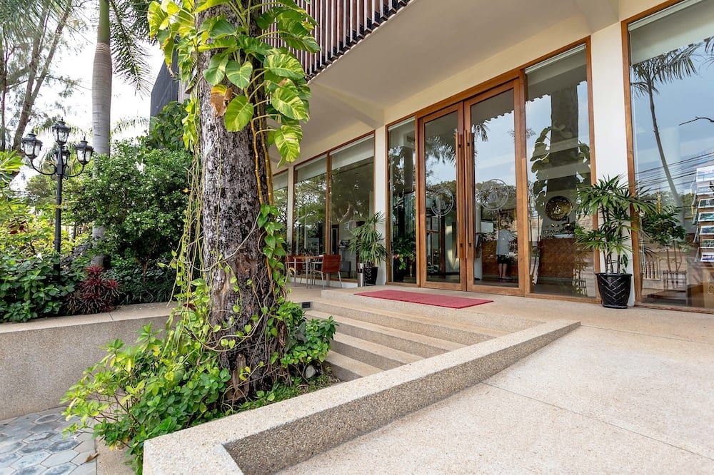 אחר
