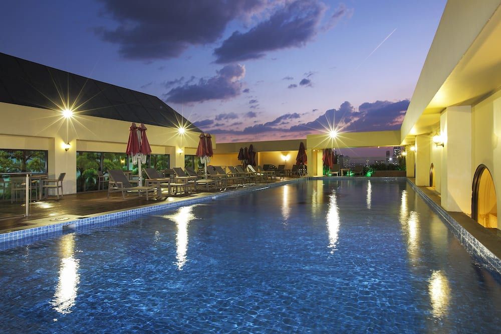 בריכה תמונה