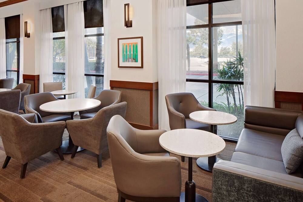 מסעדה תמונה