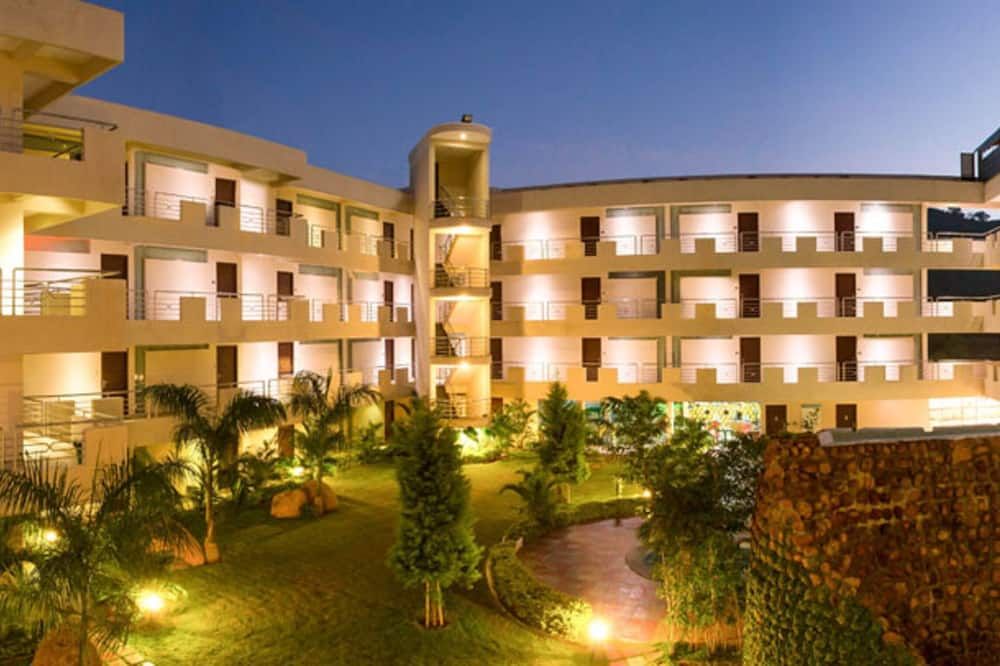 בניין