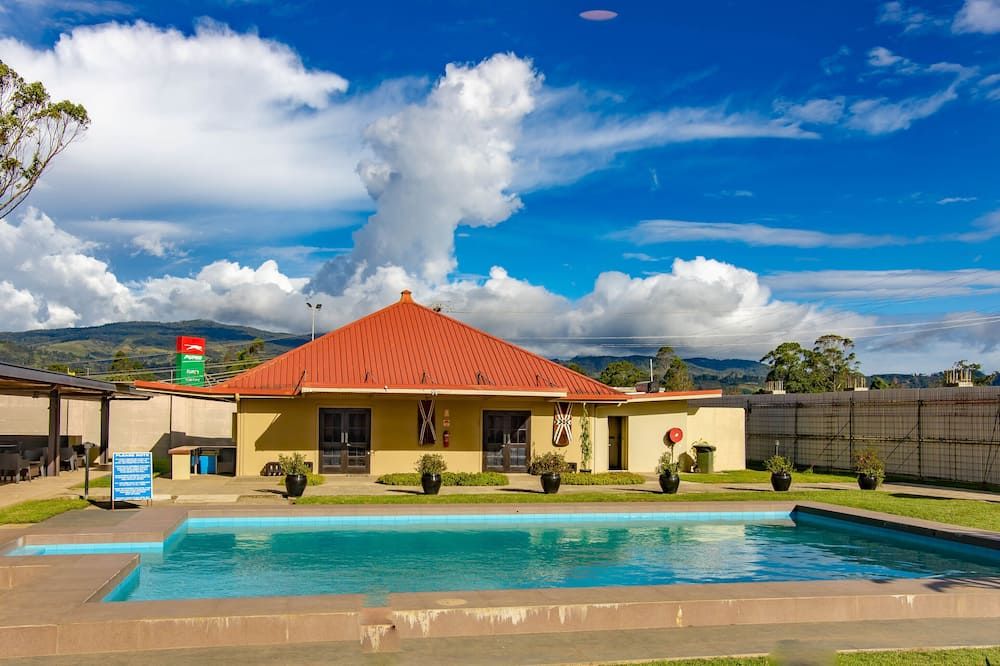 בריכה תמונה