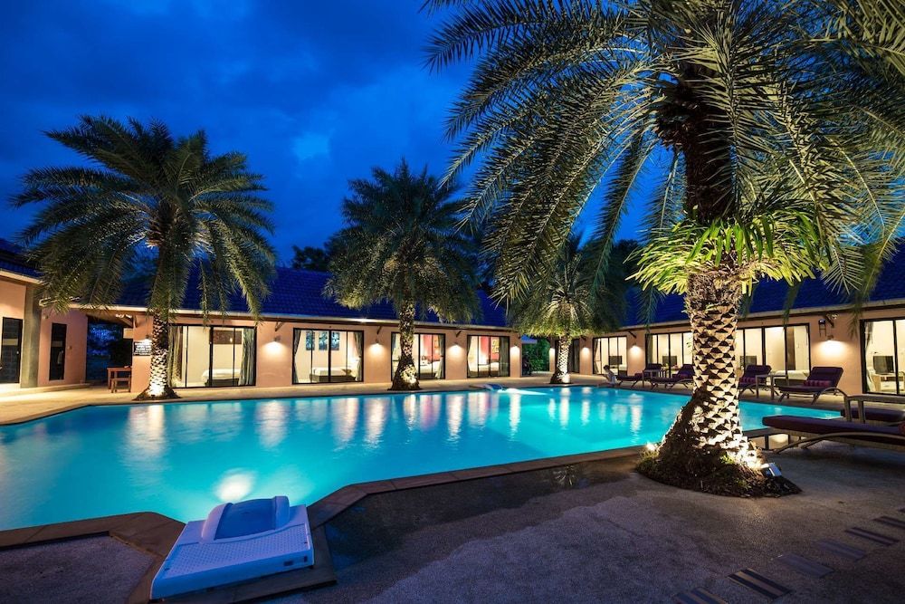 בריכה תמונה