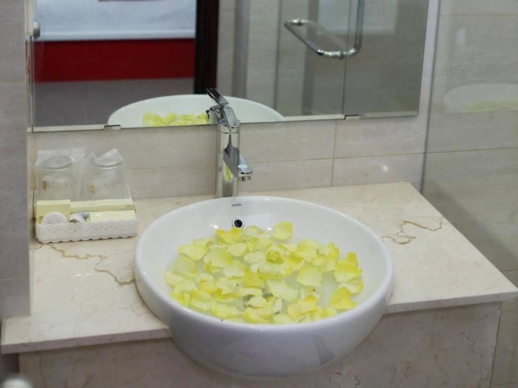 אחר