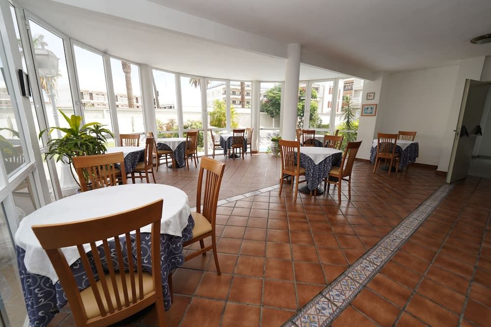 מסעדה תמונה