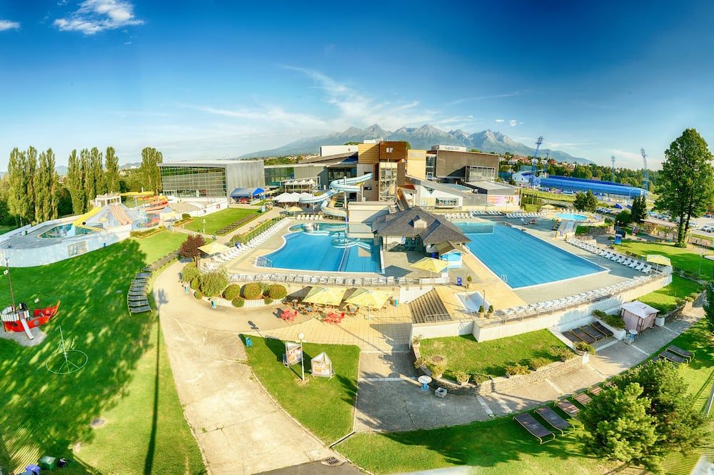 בריכה תמונה