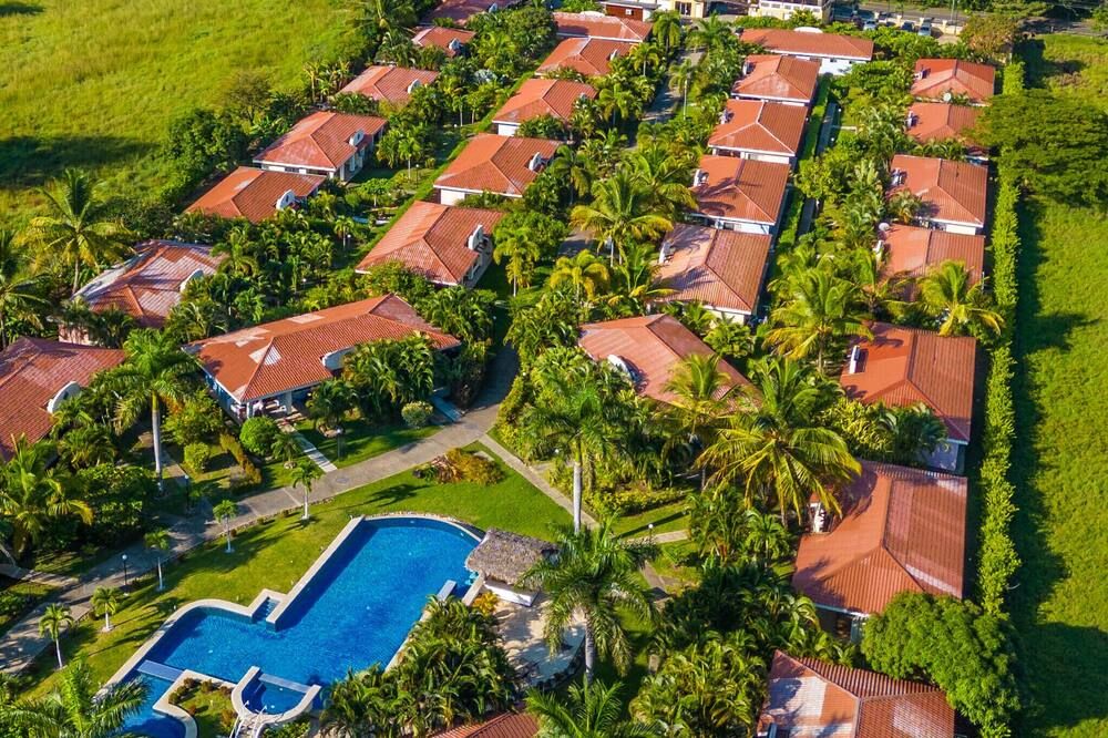 בריכה תמונה