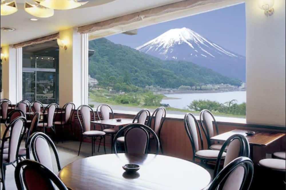 מסעדה תמונה