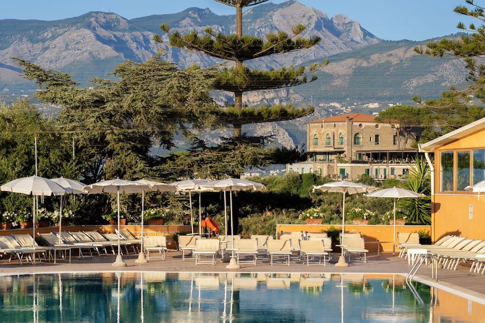 בריכה תמונה