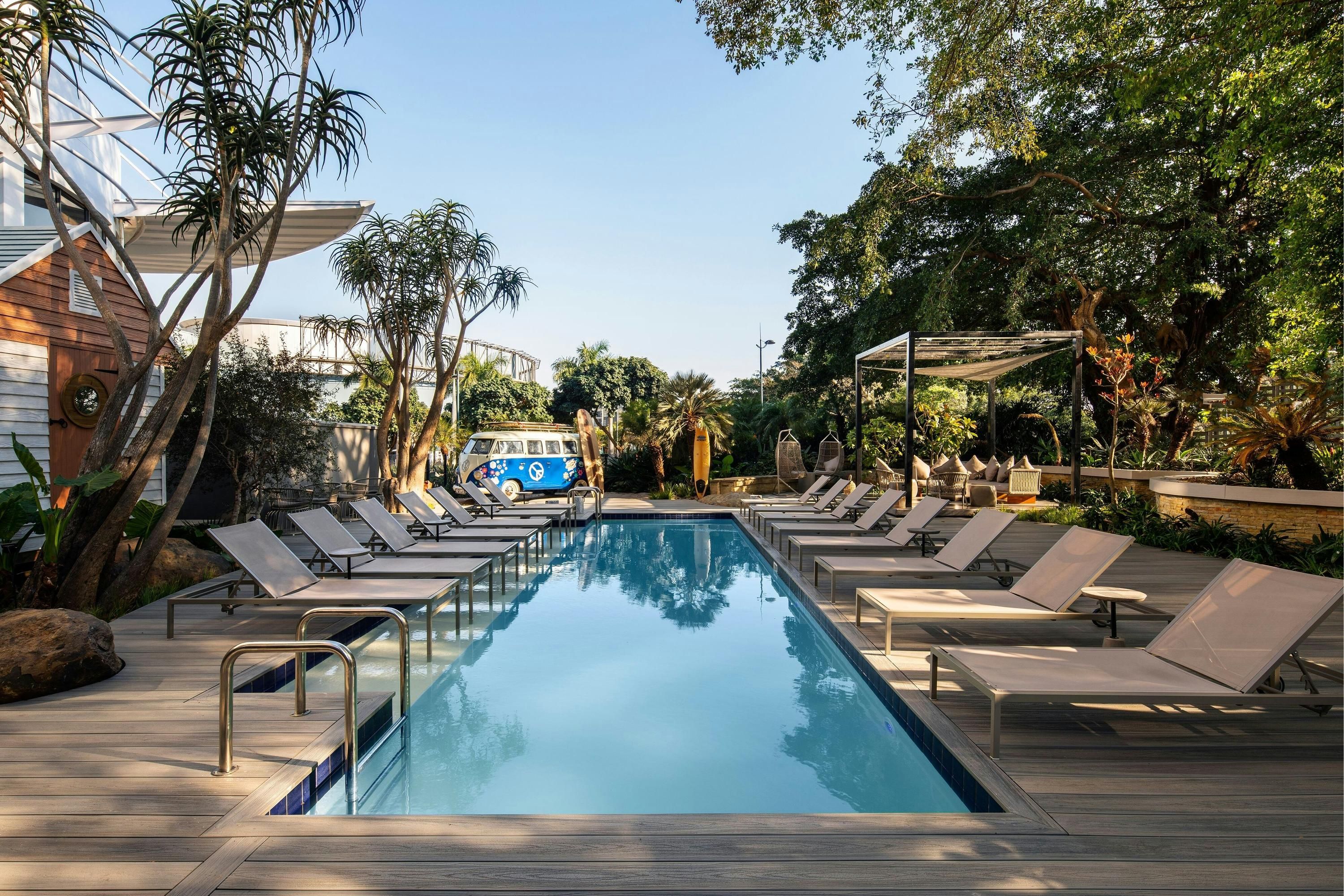 בריכה תמונה