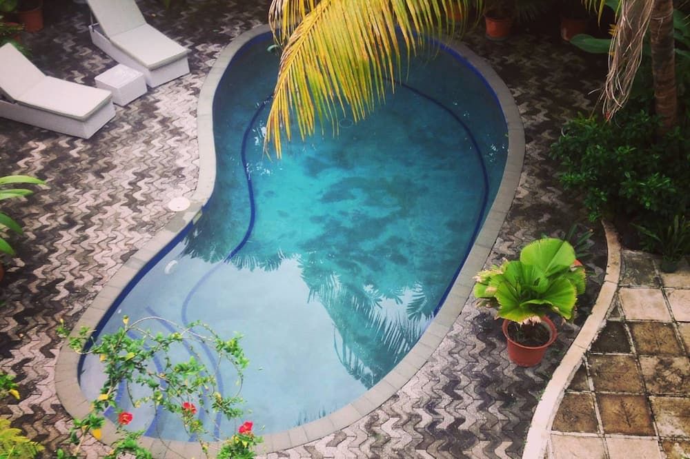 בריכה תמונה