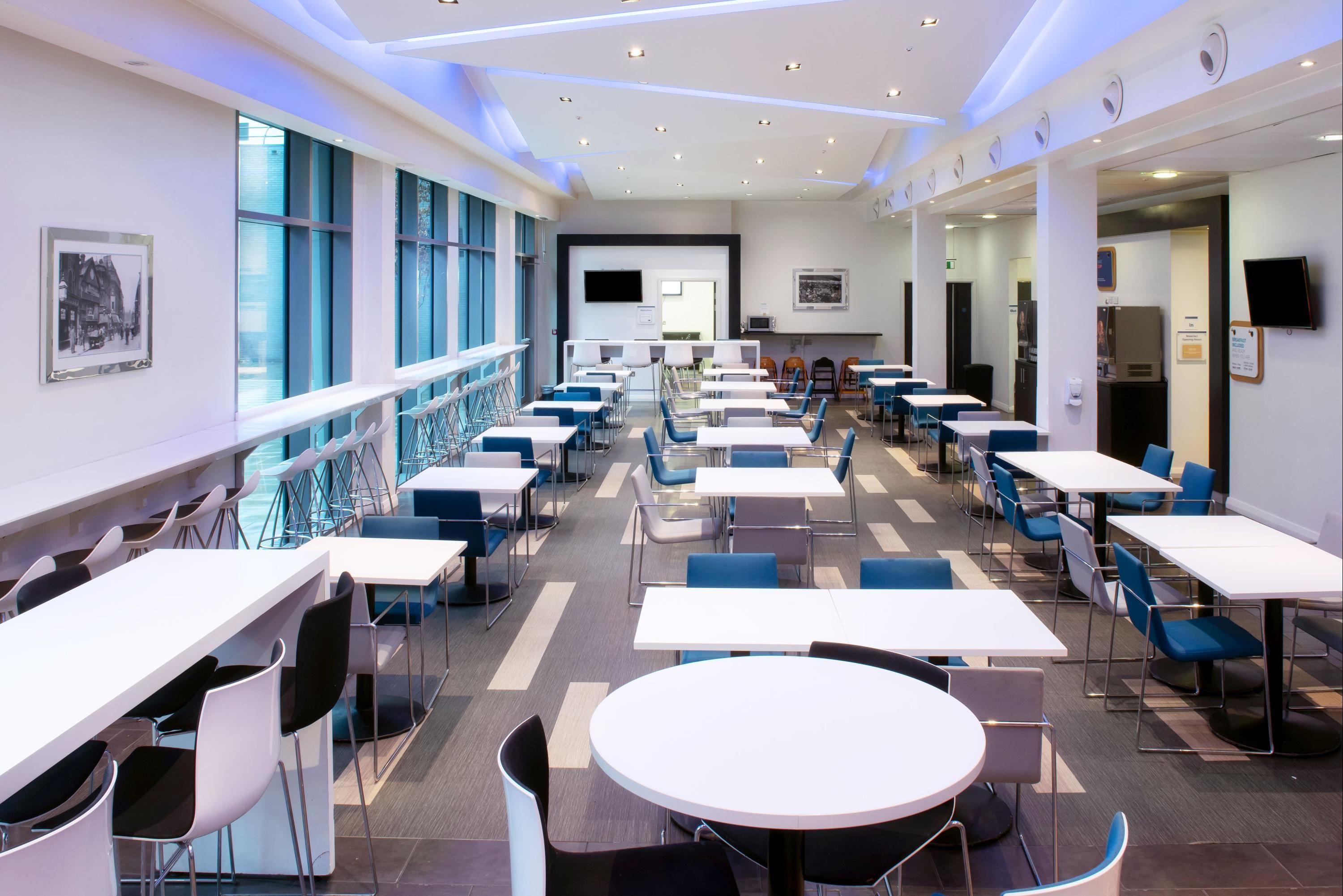 מסעדה תמונה