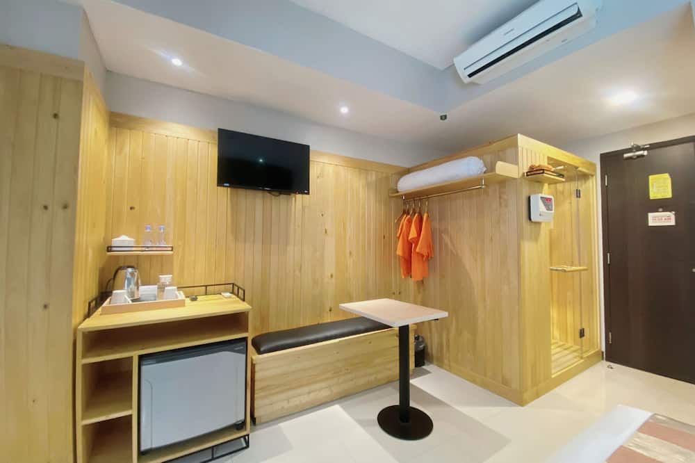 אחר