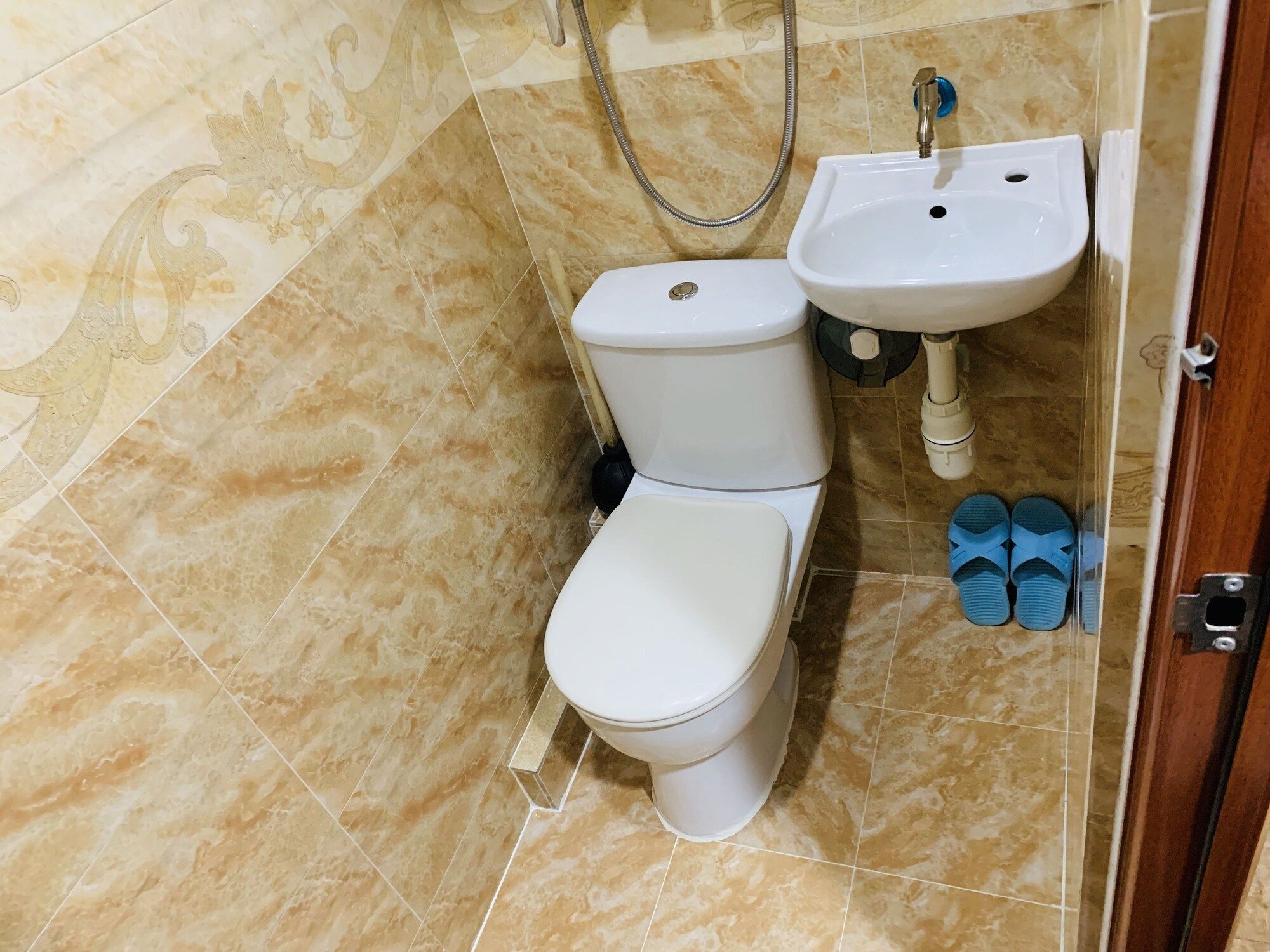 אחר
