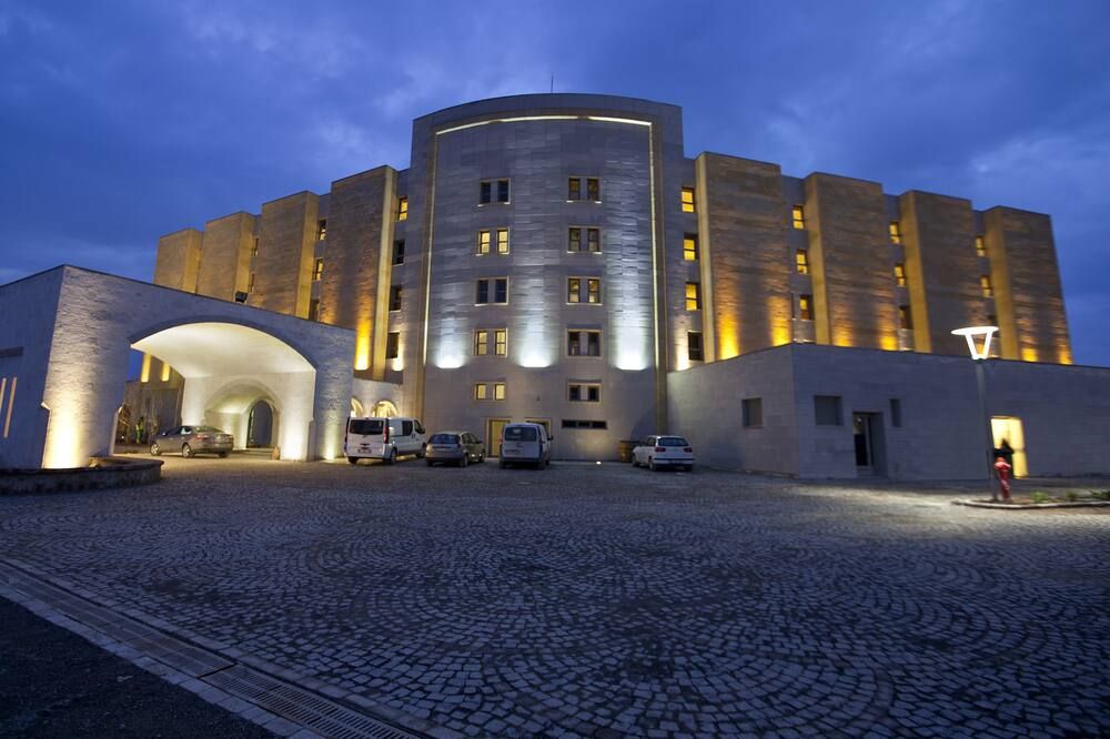 בניין