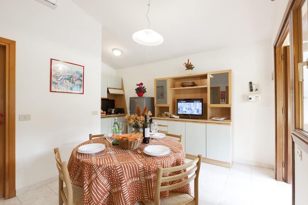 חדר אוכל תמונה