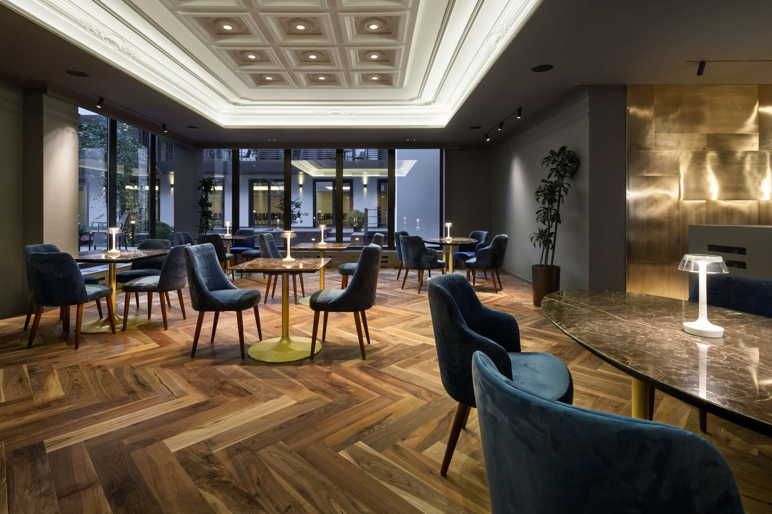 מסעדה תמונה