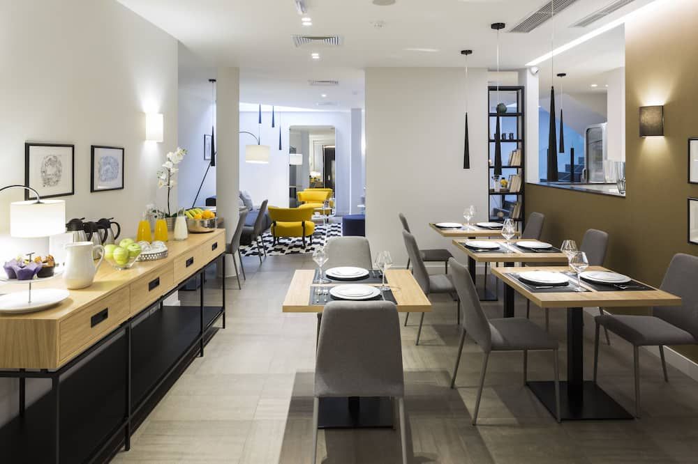 מסעדה תמונה