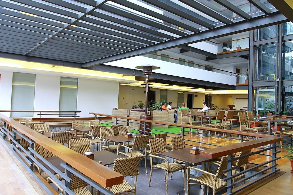 מסעדה תמונה