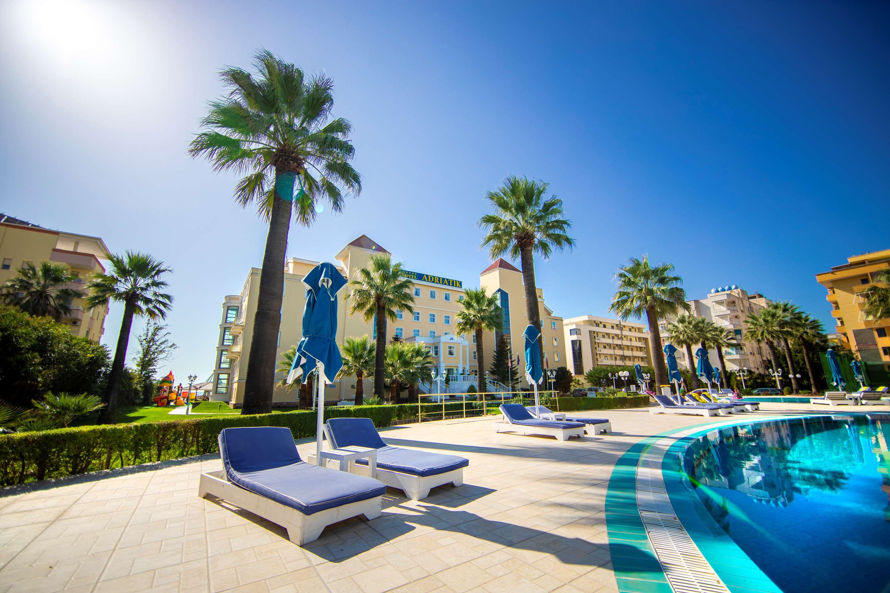 בריכה תמונה