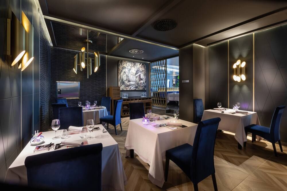 מסעדה תמונה