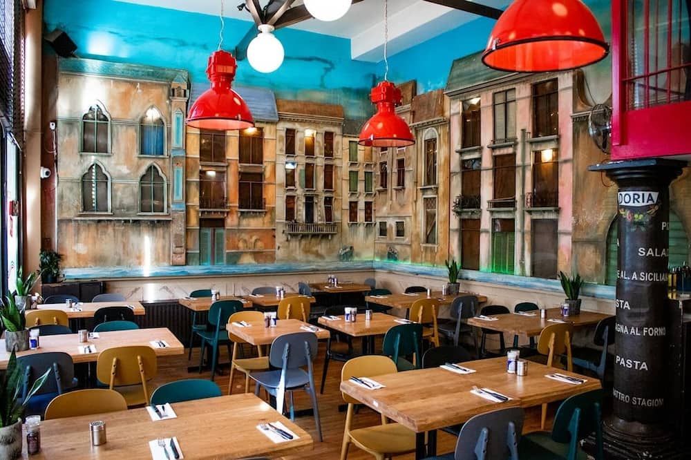 מסעדה תמונה