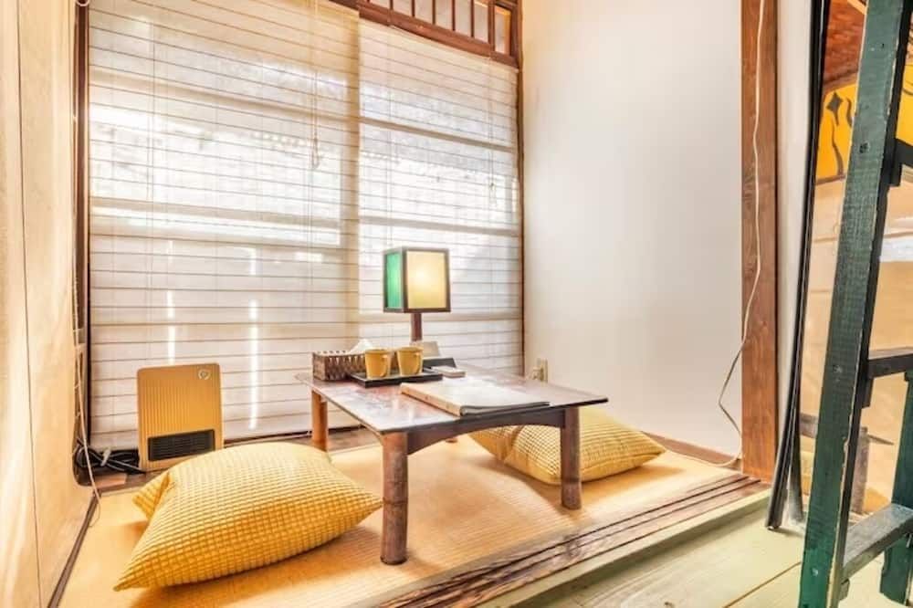 חדר אוכל תמונה