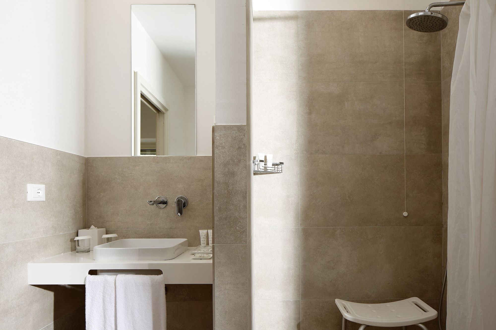 אחר