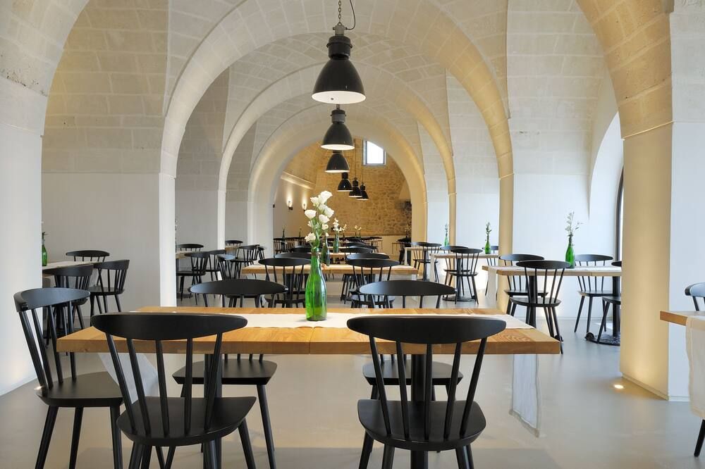 מסעדה תמונה