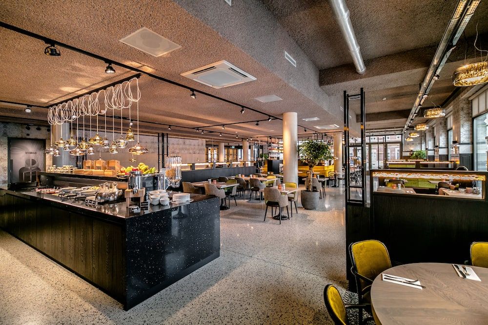 מסעדה תמונה