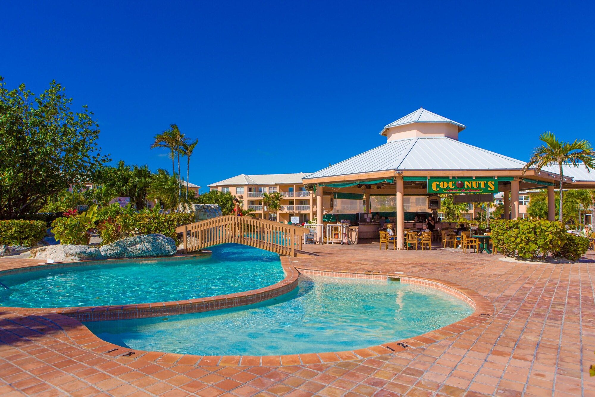 בריכה תמונה