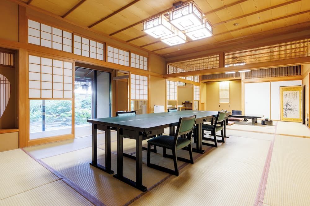 חדר אוכל תמונה