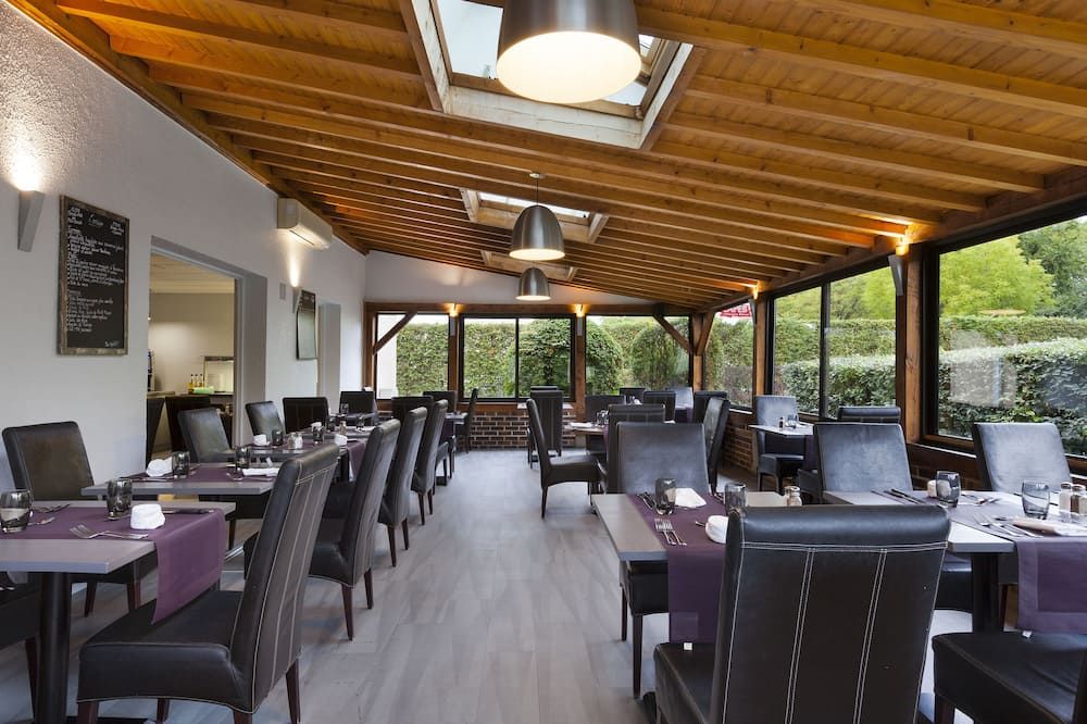 מסעדה תמונה