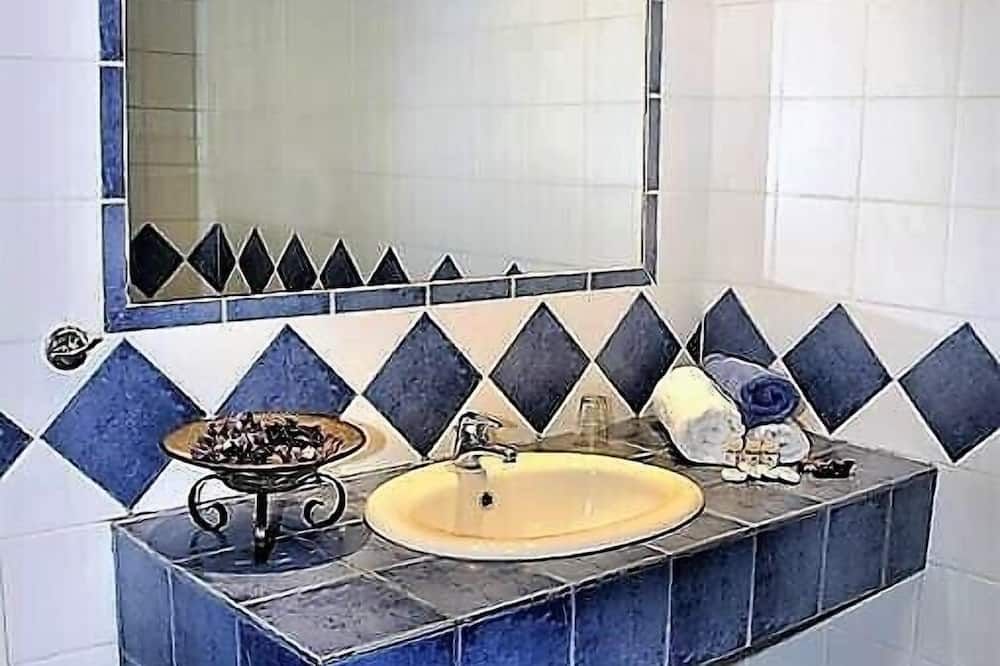 חדר רחצה