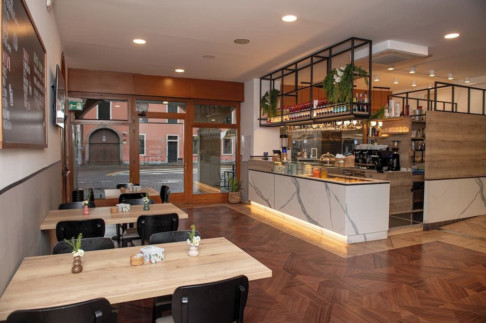 מסעדה תמונה