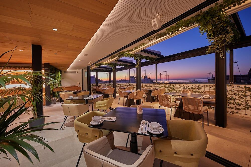 מסעדה תמונה