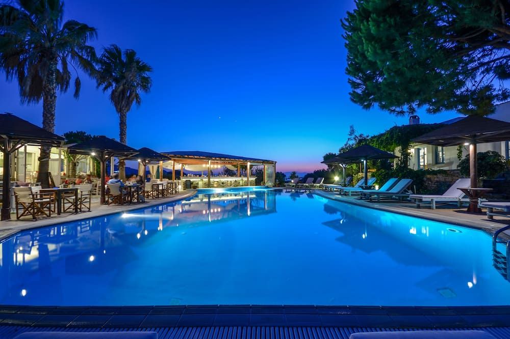 בריכה תמונה