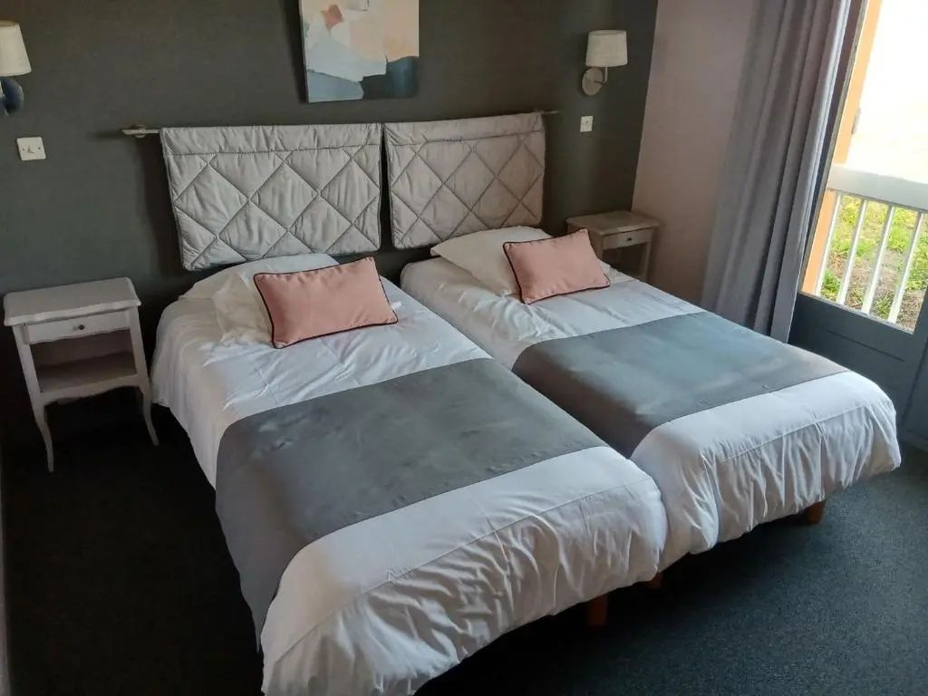 אחר