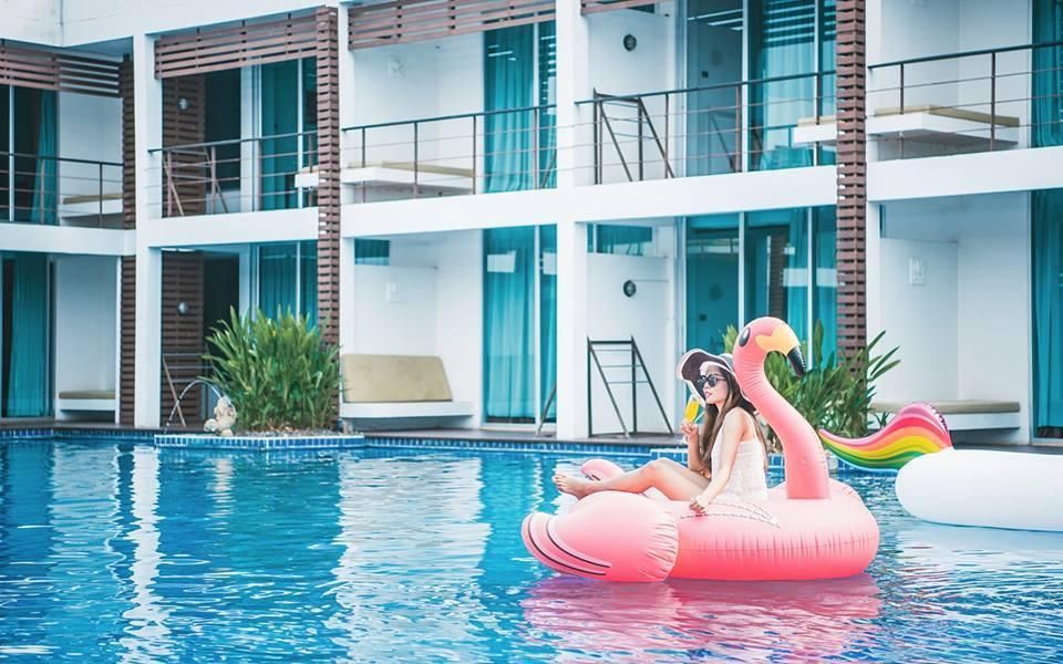 בריכה תמונה