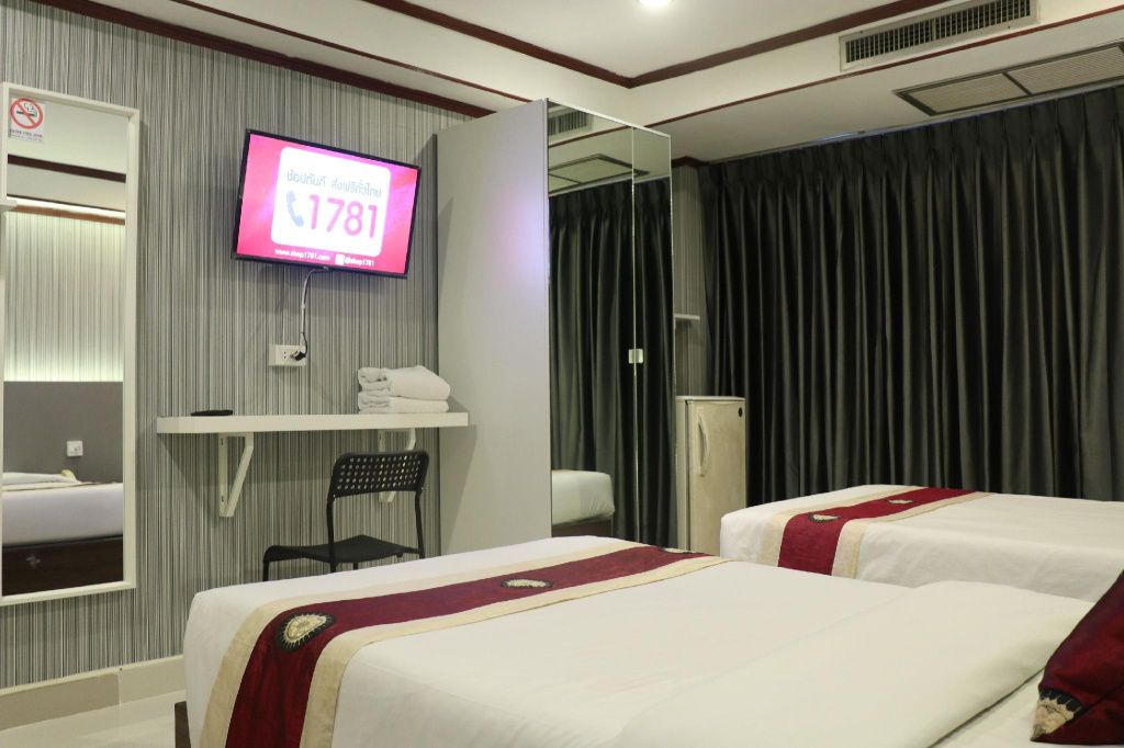אחר