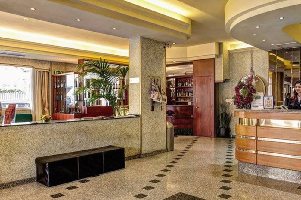 דלפק קבלה תמונה